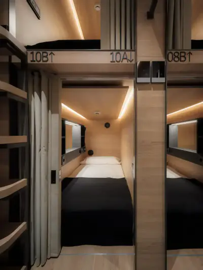 Cabin pod capsules at the GettSleep Sleep Lounge in Madrid-Barajas Airport (T4S)
