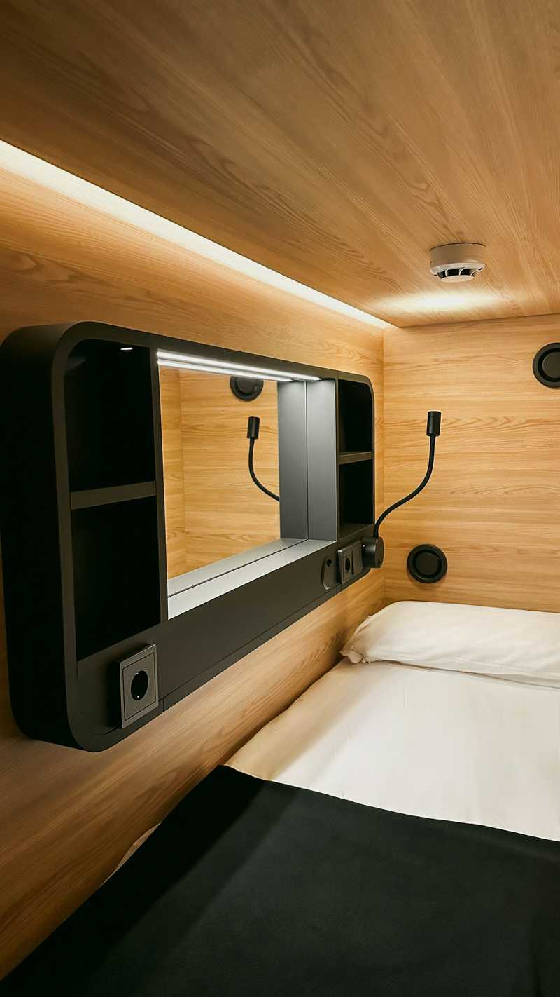 Gallery image - 2581