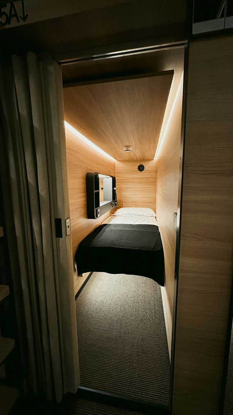 Gallery image - 2675